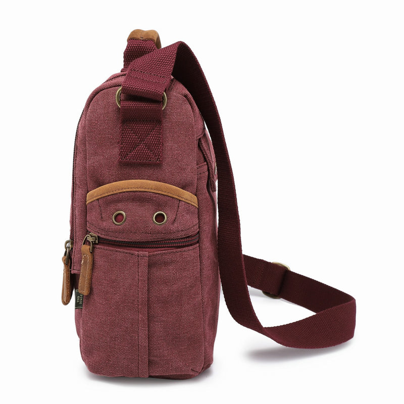 Atona Crossbody