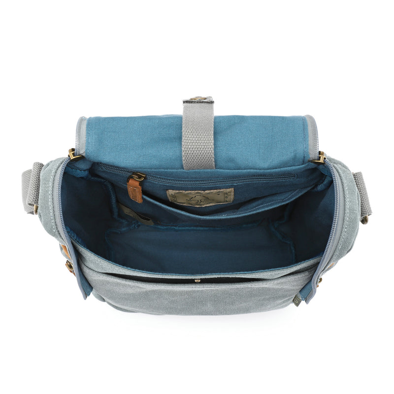 Atona Crossbody