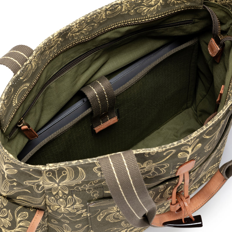 Valley and Sky Tote